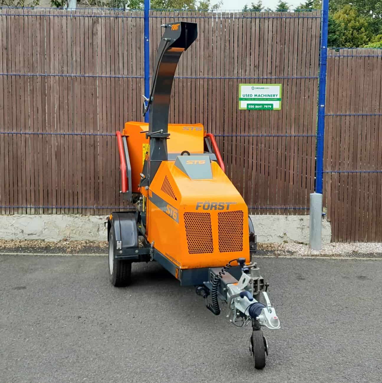 Forst ST6D Wood chipper road towable - Image 2