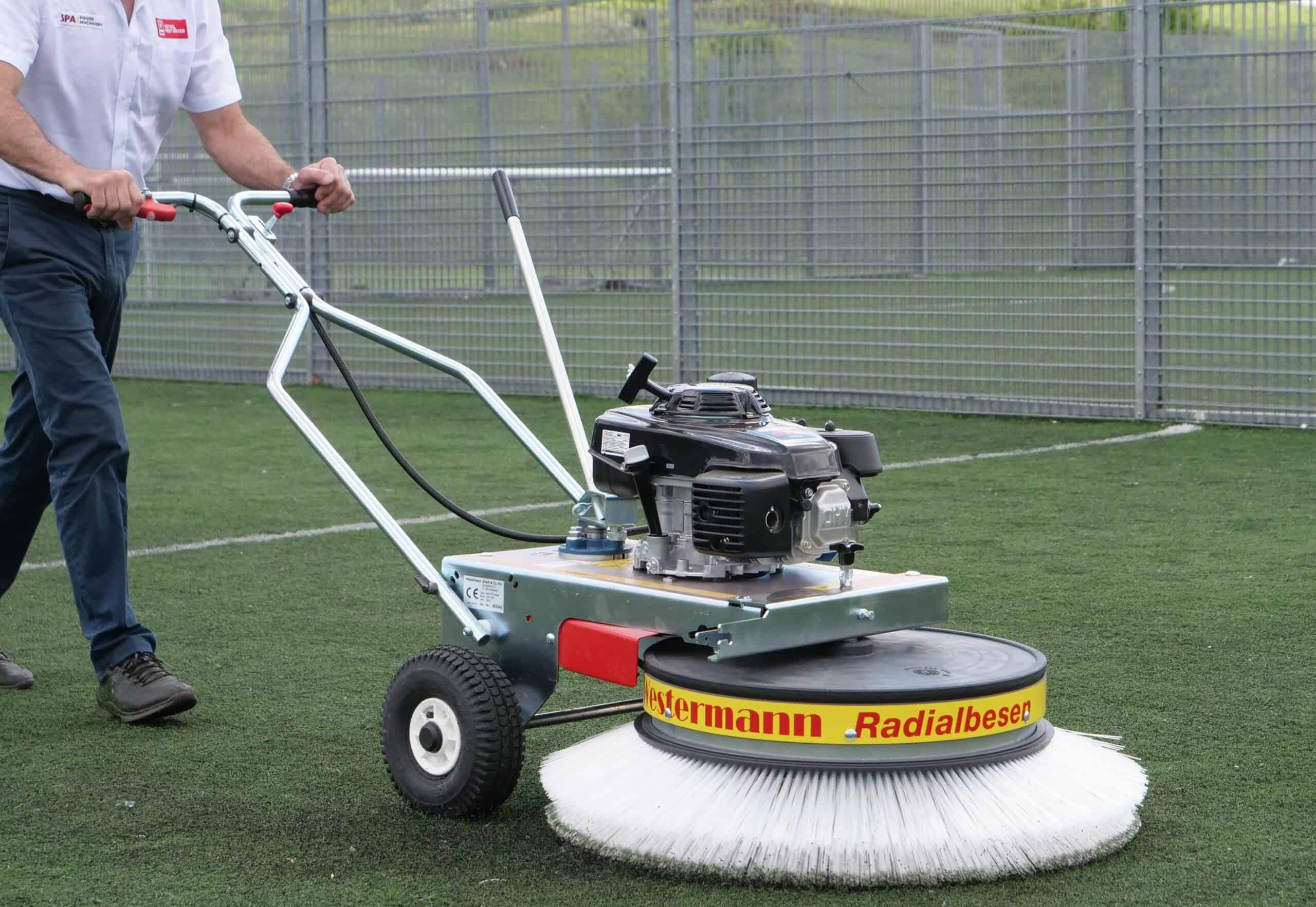 Westermann Honda Moss Brush WR870 GXV Honda Groundserv