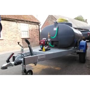 1200L Site tow watering unit and 1" Honda pump